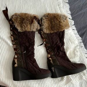 Brown tall boots with fur